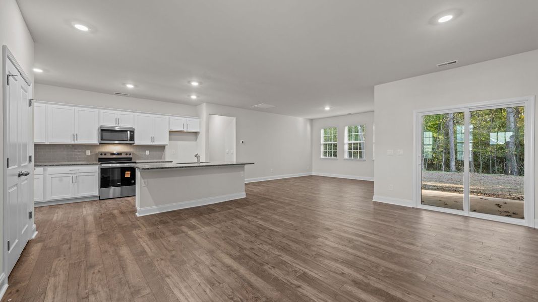 Spacious, unfurnished interior of a new home in Tyler - Home on the Lake, New Bern (Image 14).