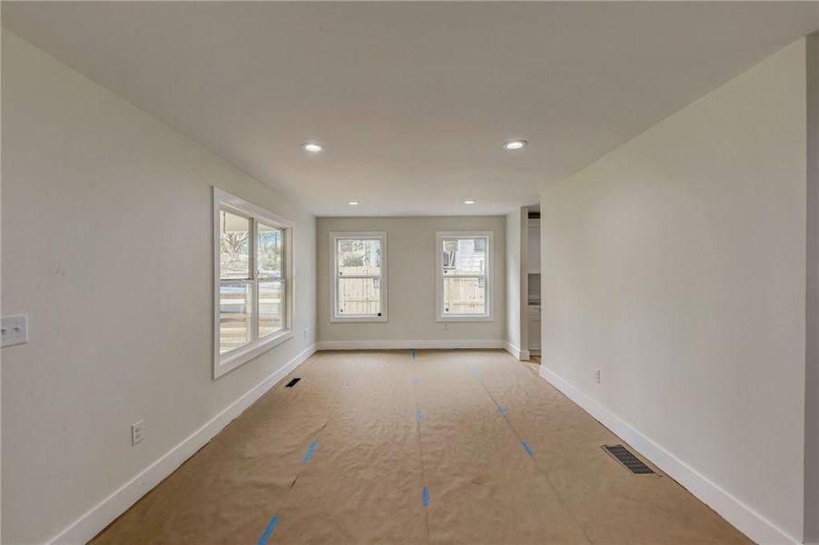 Spacious, unfurnished interior of a new home in , Atlanta (Image 34). Spacious, unfurnished interior of a new home in , Atlanta (Image 34).