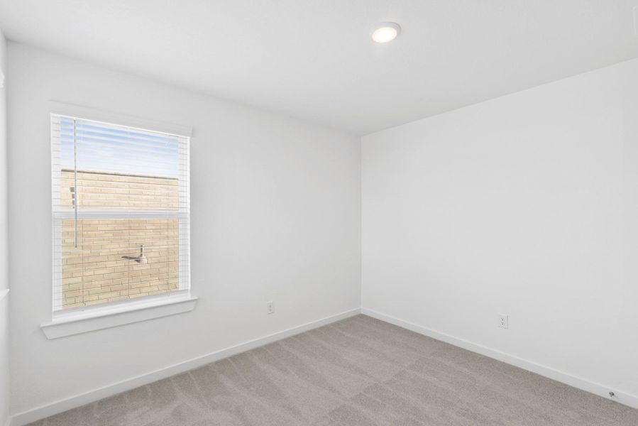 Spacious, unfurnished interior of a new home in Summerview, Fulshear (Image 22).