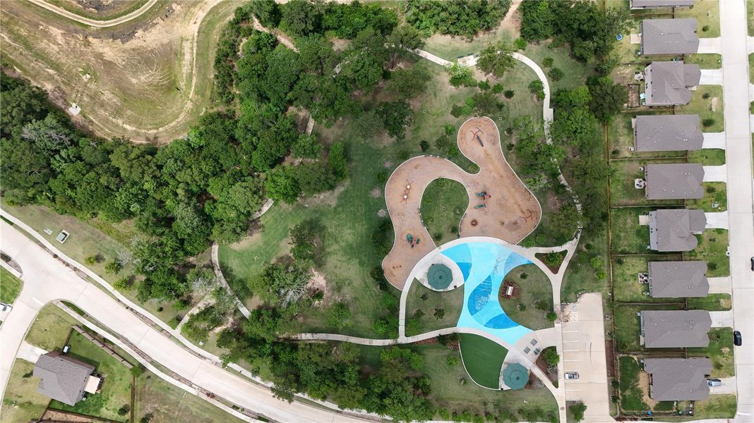 Community amenities in Pinewood Trails, Cleveland (Image 34). Community amenities in Pinewood Trails, Cleveland (Image 34).