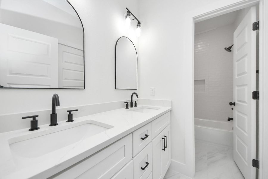 Furnished interior view inside a new home in , Houston (Image 25). Furnished interior view inside a new home in , Houston (Image 25).