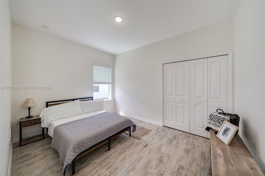 Furnished interior view inside a new home in , Port St. Lucie (Image 46).