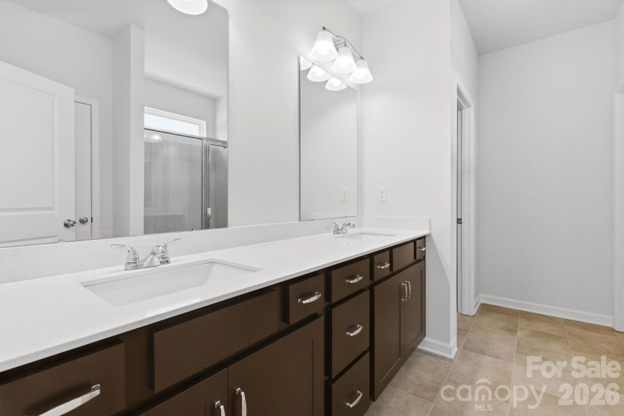 Furnished interior view inside a new home in Catawba Trace, Catawba (Image 10).