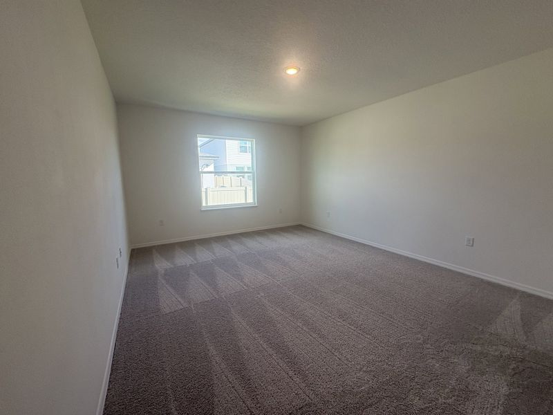 Spacious, unfurnished interior of a new home in Villamar, Winter Haven (Image 34).