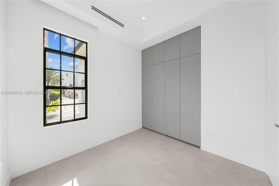 Spacious, unfurnished interior of a new home in , Coral Gables (Image 22). Spacious, unfurnished interior of a new home in , Coral Gables (Image 22).