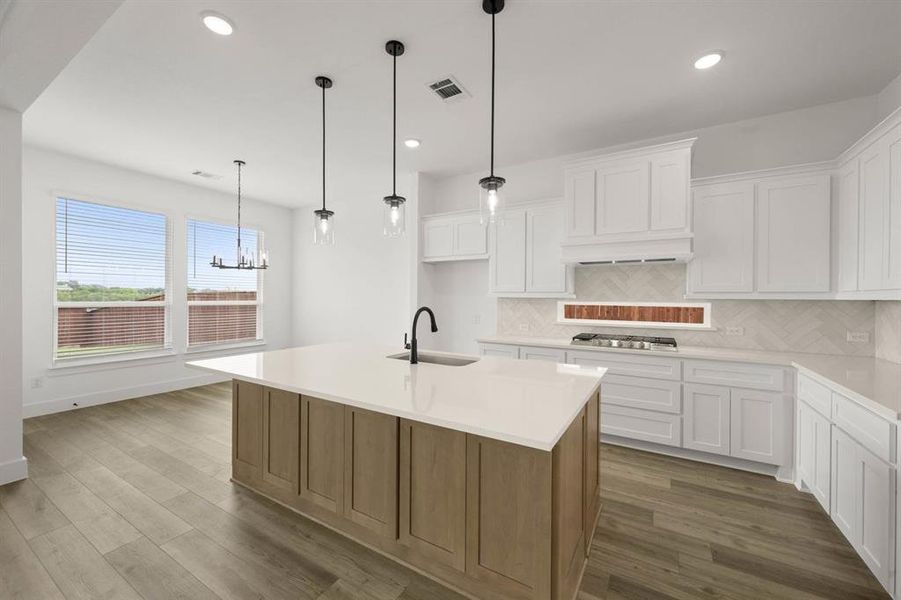 10004 Villa Verde- Kitchen-1