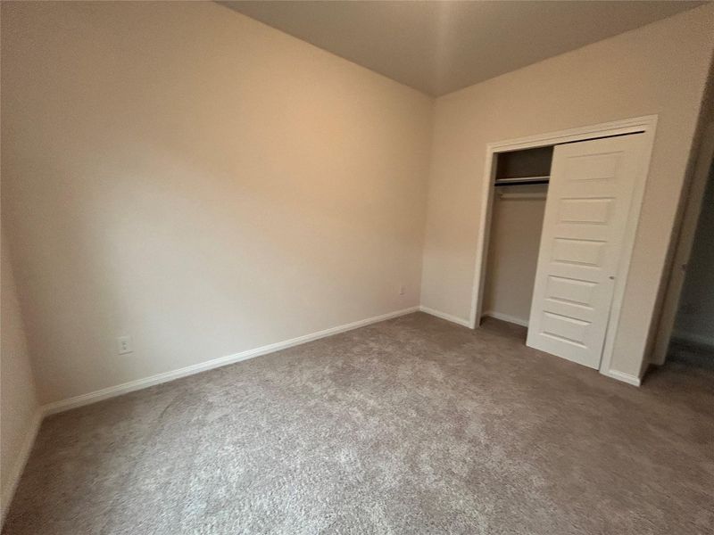 Spacious, unfurnished interior of a new home in Cypress Oaks North, Cypress (Image 16).