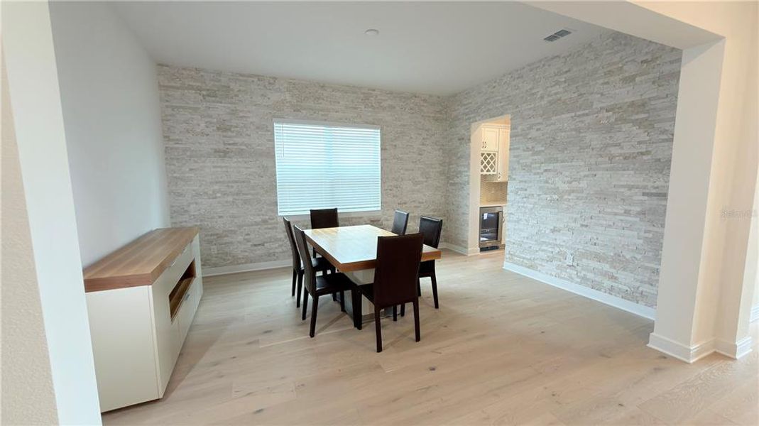 Furnished interior view inside a new home in Willow Ridge, Montverde (Image 20).