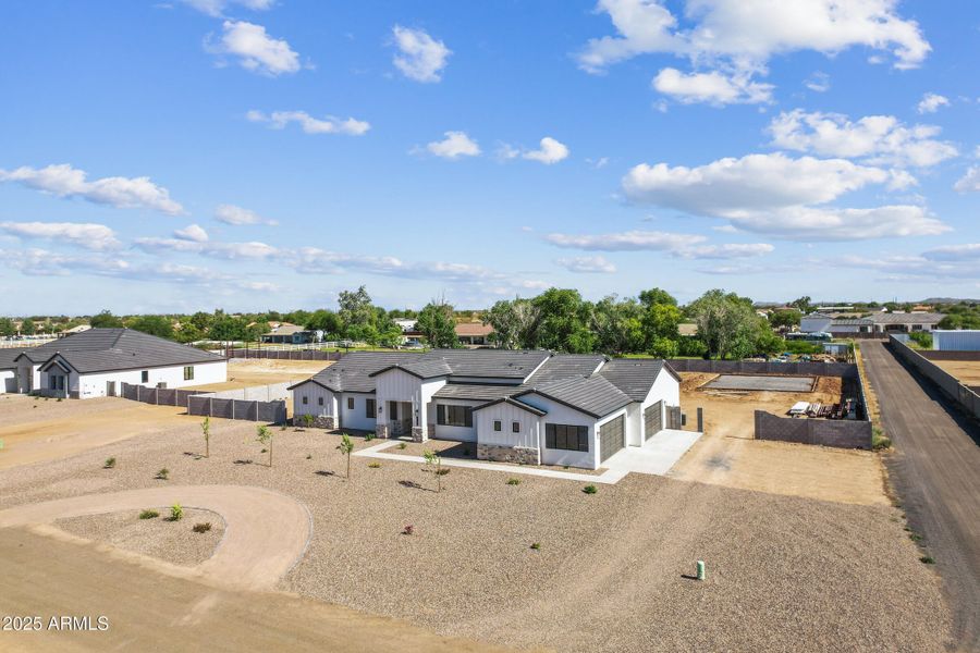 3933 E Freeman Ln-61