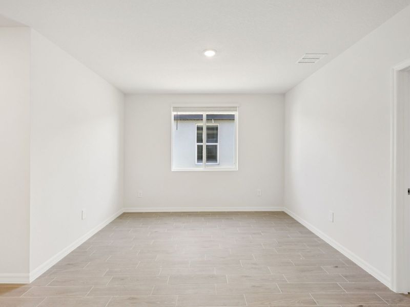 Spacious, unfurnished interior of a new home in Oakfield Trails - Classic Series, Parrish (Image 12).