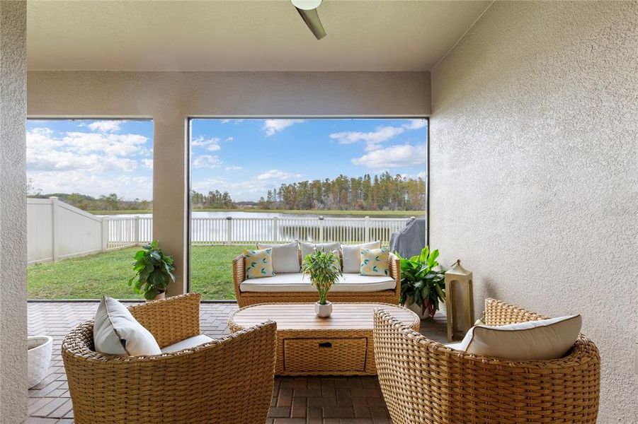 Exterior details and patio area of a home in , Land O' Lakes (Image 22).
