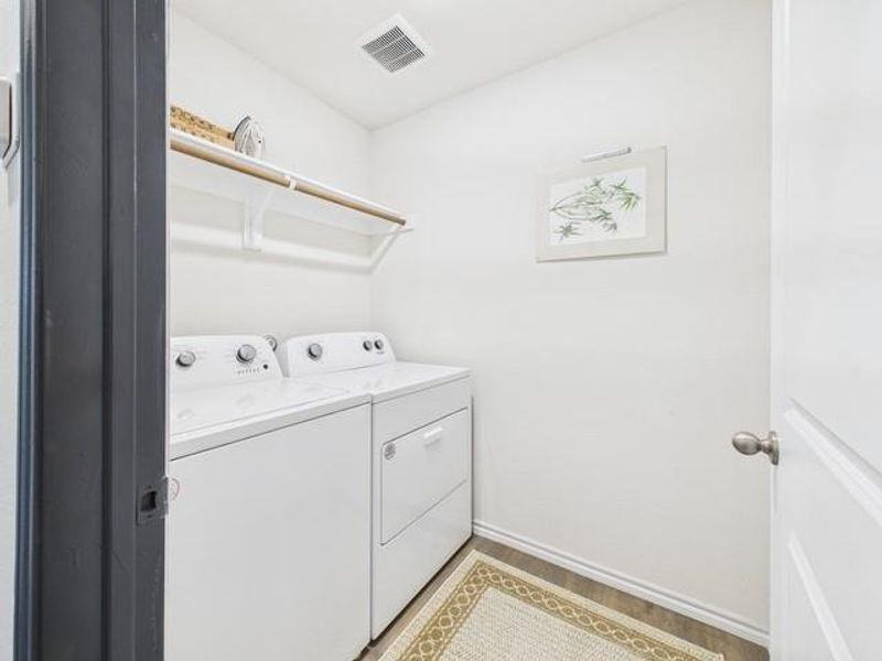 Furnished interior view inside a new home in Corsicana Commons, Corsicana (Image 5).