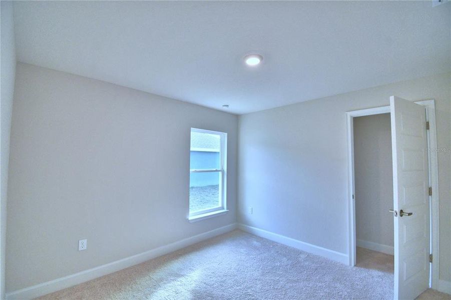 Spacious, unfurnished interior of a new home in Cadence Crossing, Auburndale (Image 27).