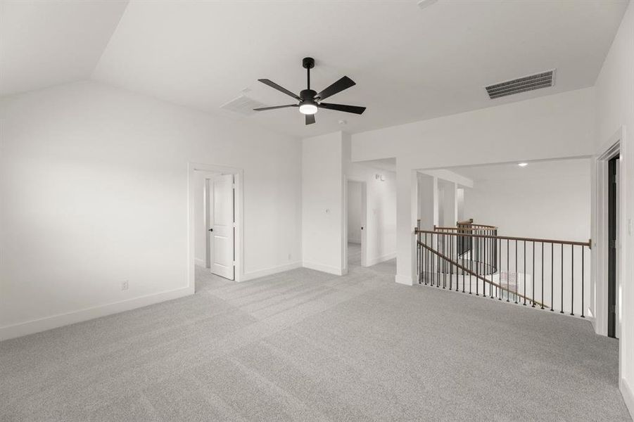 Spacious, unfurnished interior of a new home in Woodcreek, Rockwall (Image 27). Spacious, unfurnished interior of a new home in Woodcreek, Rockwall (Image 27).