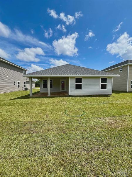 Exterior details of a home in Pine Top, Cantonment (Image 4).