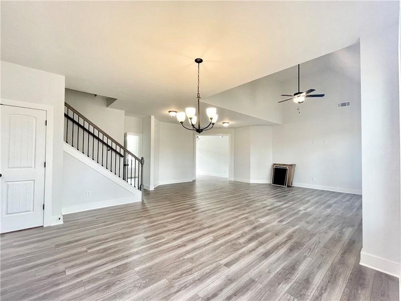 Spacious, unfurnished interior of a new home in , Waleska (Image 18).