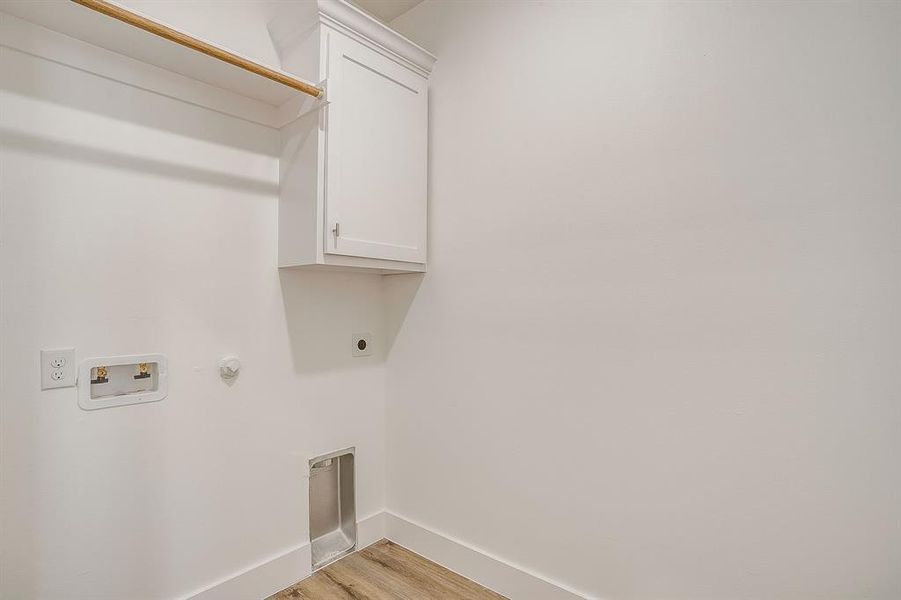 Spacious, unfurnished interior of a new home in , Fort Worth (Image 29).