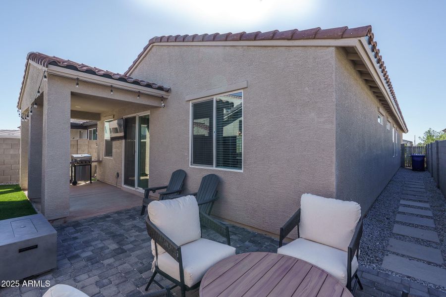 21) BACK OF HOME 21) BACK OF HOME