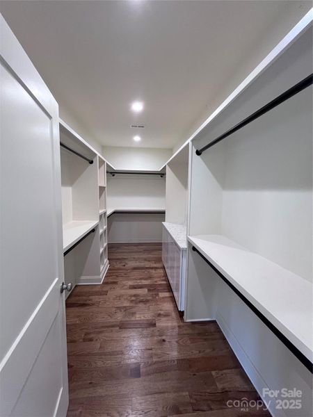 walk in closet walk in closet