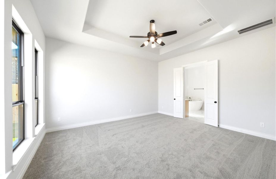 Spacious, unfurnished interior of a new home in The Highlands 55′, Porter (Image 32).