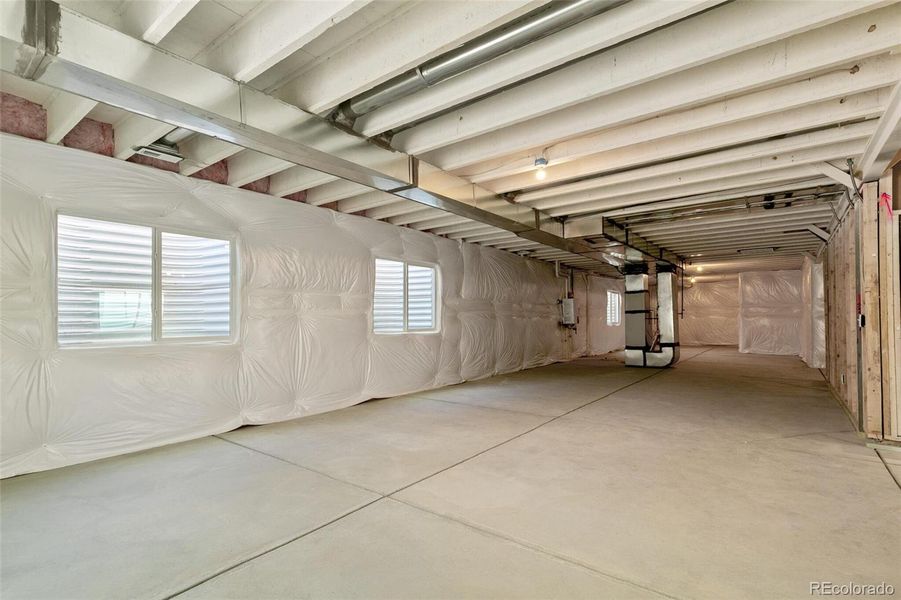 Image 32 of a home in Farmlore.