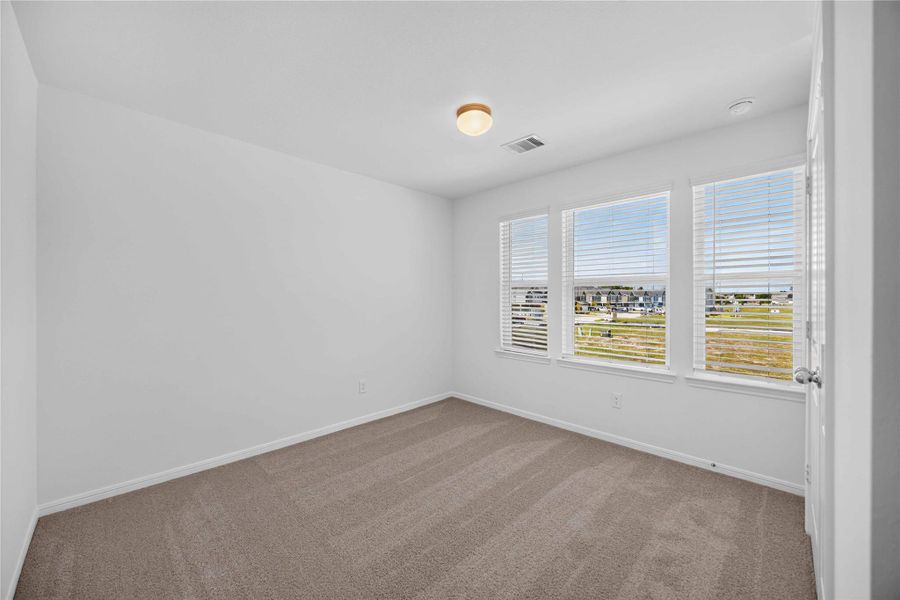 Spacious, unfurnished interior of a new home in , Houston (Image 15).
