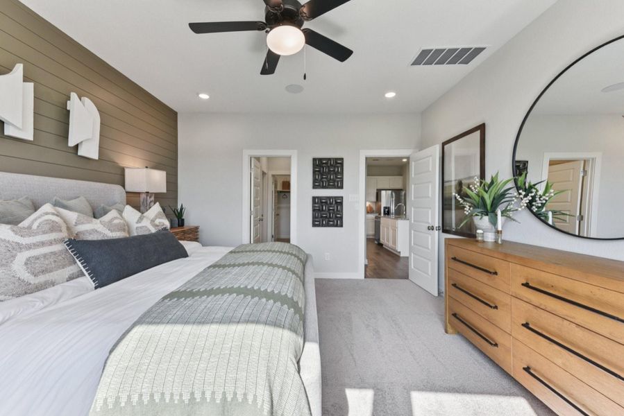 Furnished interior view inside a new home in The Overlook at Trinity Ranch, Elgin (Image 10). Furnished interior view inside a new home in The Overlook at Trinity Ranch, Elgin (Image 10).