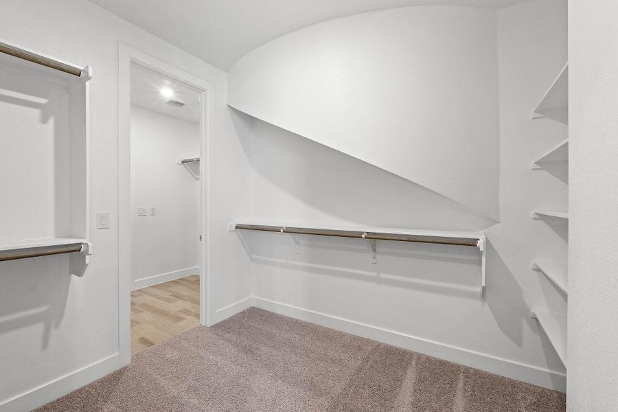 Spacious, unfurnished interior of a new home in Lariat, Liberty Hill (Image 35).