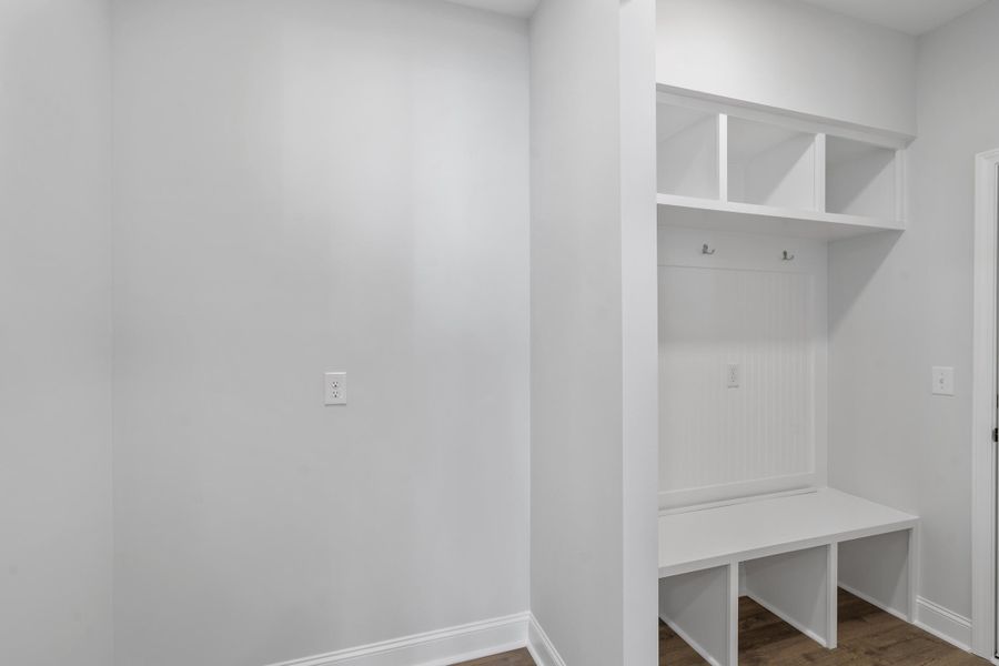 Spacious, unfurnished interior of a new home in Wildcat Chase, Summerville (Image 35).