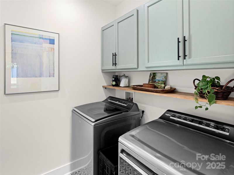 Main level laundry room