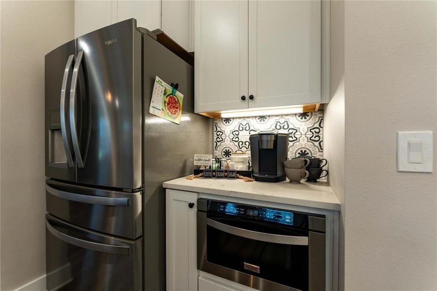 Close-up of interior finishes inside a home in , Paris (Image 19). Close-up of interior finishes inside a home in , Paris (Image 19).