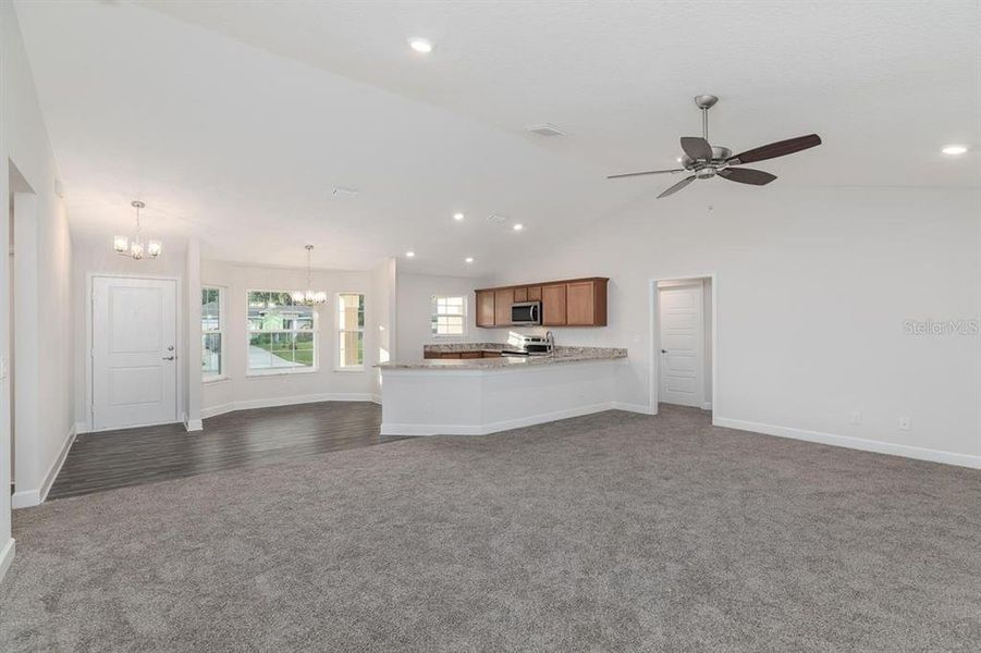 Spacious, unfurnished interior of a new home in , Palm Coast (Image 11).