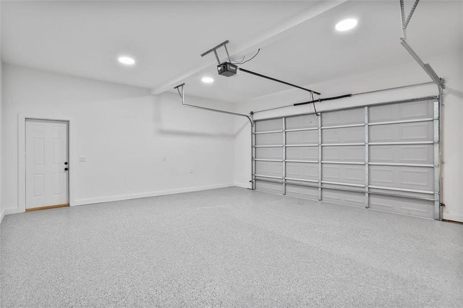 Spacious, unfurnished interior of a new home in , Atlanta (Image 22).