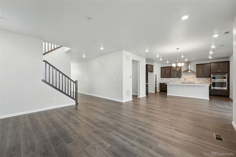 9374 Quartz Street ~ Ready Now