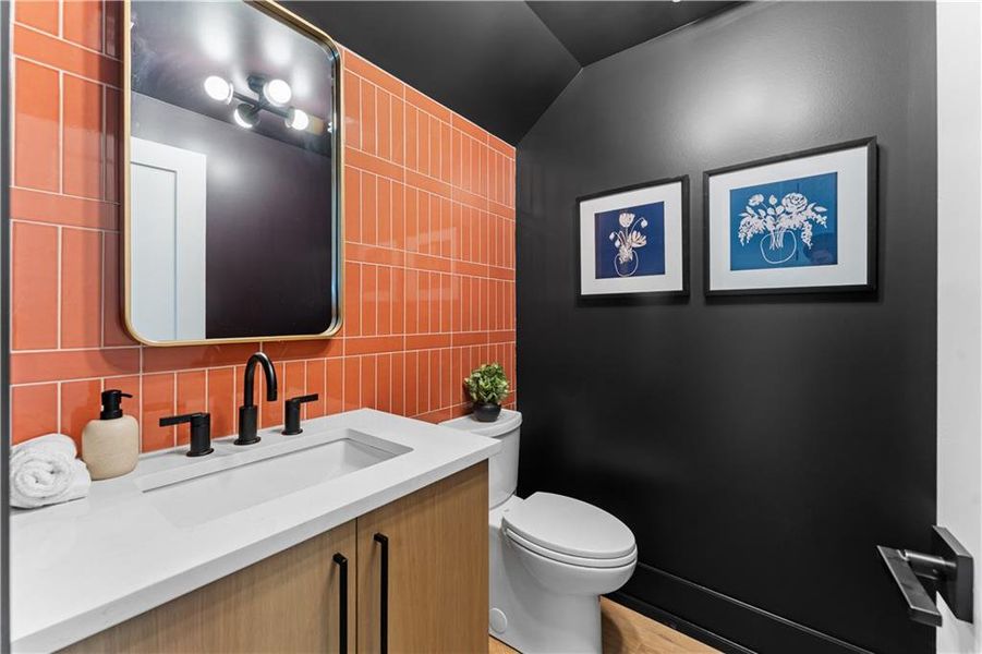 Furnished interior view inside a new home in , Atlanta (Image 33).