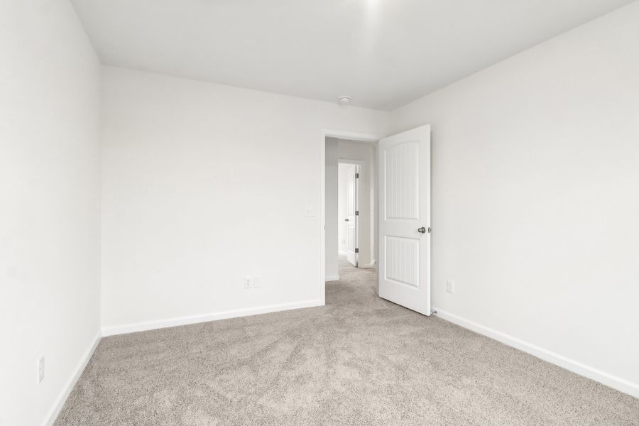 Spacious, unfurnished interior of a new home in Portrait Hills, Aiken (Image 18).