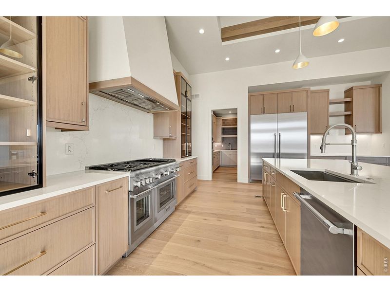 Furnished interior view inside a new home in , Berthoud (Image 38).