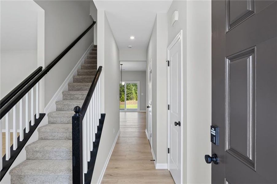 Spacious, unfurnished interior of a new home in Sage Woods, Dallas (Image 23). Spacious, unfurnished interior of a new home in Sage Woods, Dallas (Image 23).