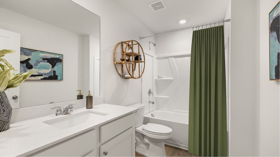 4257 Hawkins Bath2 F2 Base3 081325