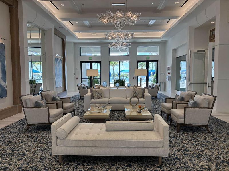 Valencia Walk Amenities