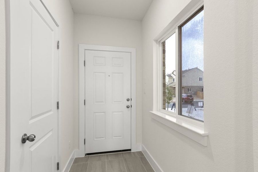 Representative unfurnished interior of a home built from the Brazos by Pacesetter Homes in Saddle Creek Twinhomes, Georgetown (Image 27). Representative unfurnished interior of a home built from the Brazos by Pacesetter Homes in Saddle Creek Twinhomes, Georgetown (Image 27).