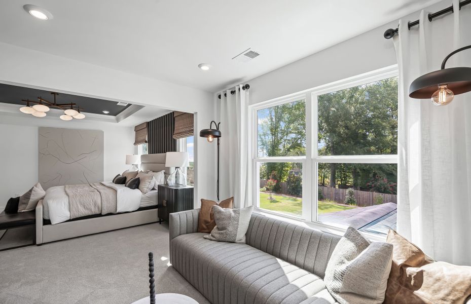 Owner's Suite w/Sitting Area