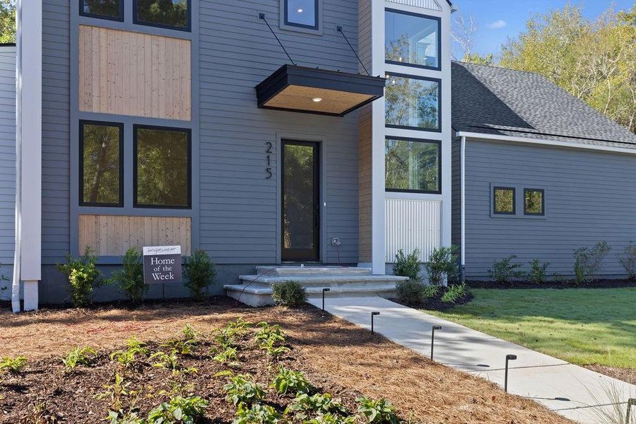 Exterior details and patio area of a home in Aster, Roswell (Image 34).