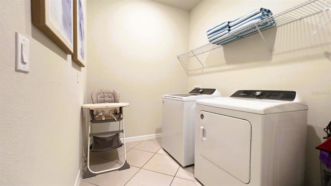 Furnished interior view inside a new home in , Clermont (Image 29).