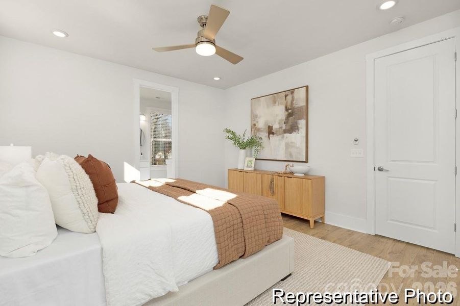 Furnished interior view inside a new home in Beaver Creek, Statesville (Image 14).
