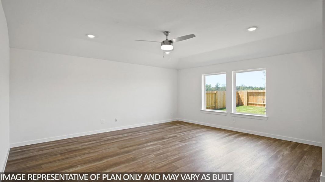 Spacious, unfurnished interior of a new home in River Ranch Trails, Dayton (Image 12).