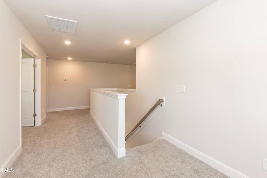 Landing 01 Landing 01