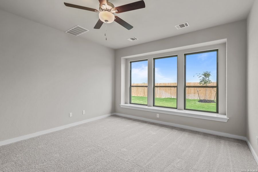 Spacious, unfurnished interior of a new home in Nopal Valley, San Antonio (Image 34). Spacious, unfurnished interior of a new home in Nopal Valley, San Antonio (Image 34).