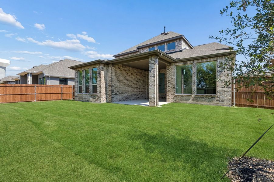 Front exterior of a new home in Parkmont – Timberbrook, Justin, TX, highlighting curb appeal (Image 30).