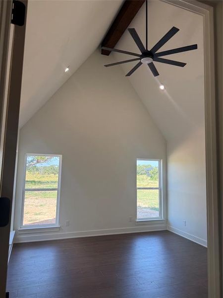 Spacious, unfurnished interior of a new home in , Canton (Image 14).